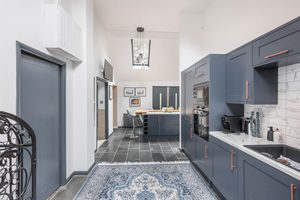 Photo 9- click for photo gallery